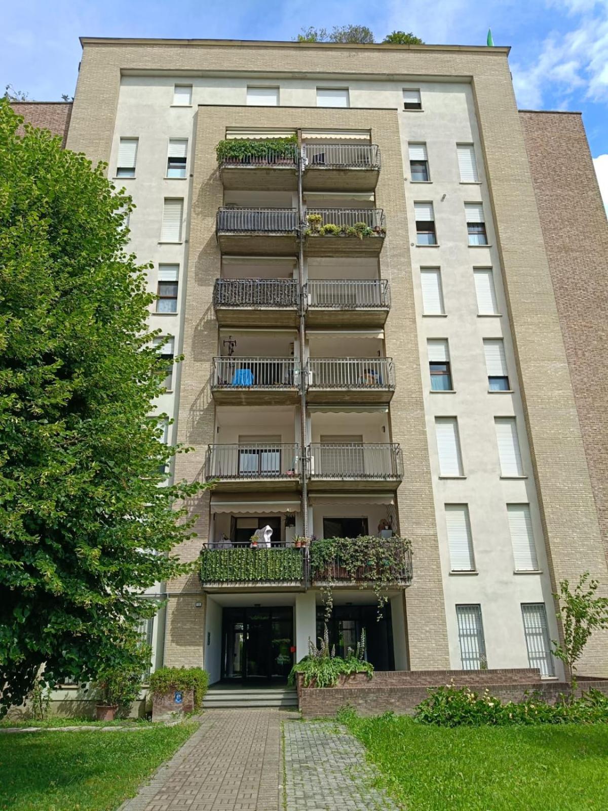 Biri'S House Apartment เรจโจเอมิเลีย ภายนอก รูปภาพ